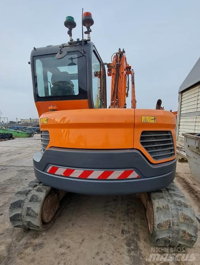 Doosan DX 85 R-3 Midi rýpadlá 7 t - 12 t
