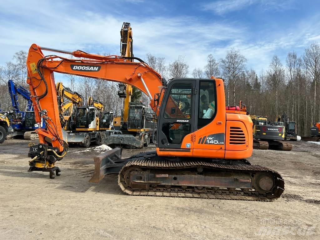 Doosan DX 140 LCR-3 Pásové rýpadlá