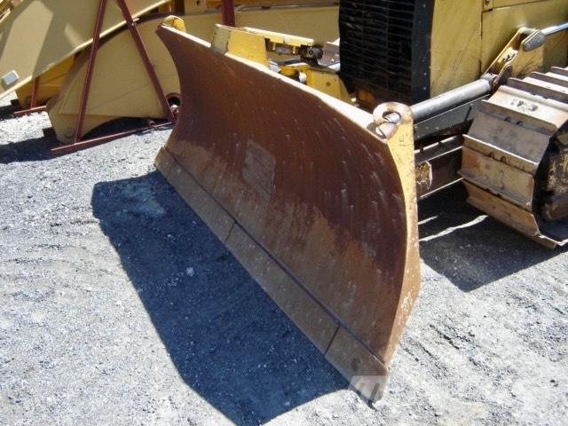 CAT D 4 K 2 XL Pásové rýpadlá