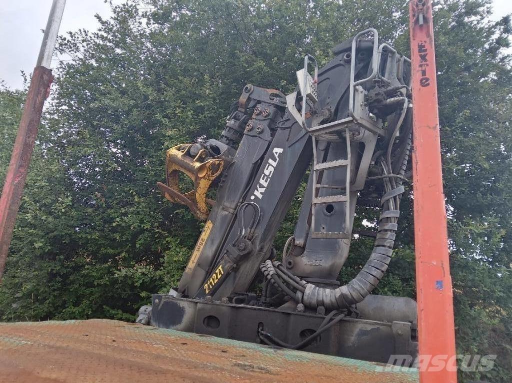 Kesla 2112ZT96 Žeriavy/Nakladače