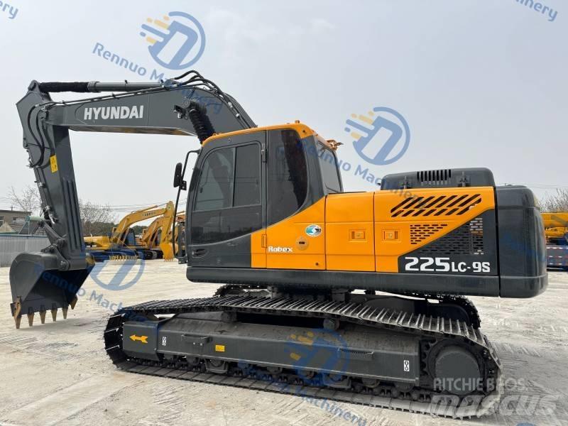 Hyundai 225-9S Pásové rýpadlá