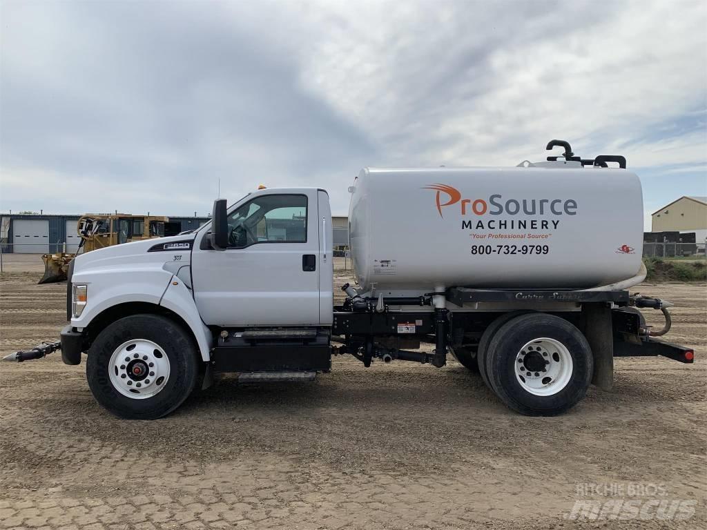 Ford F 650 XL SD Cisterny na vodu