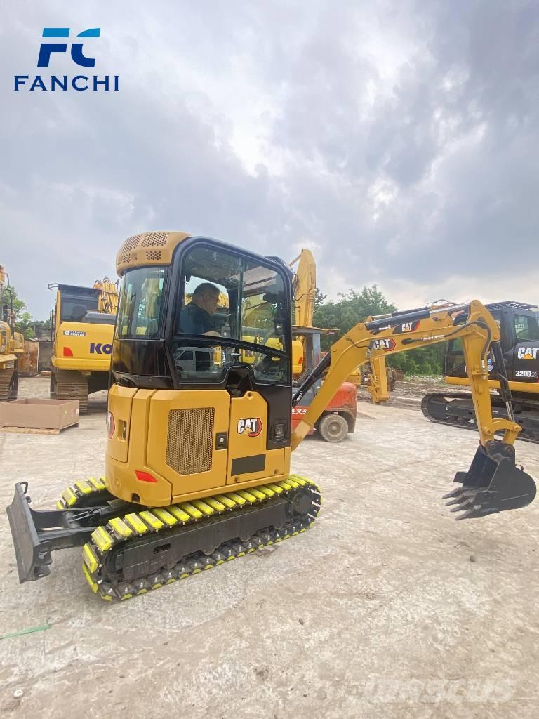 CAT 302 Pásové rýpadlá