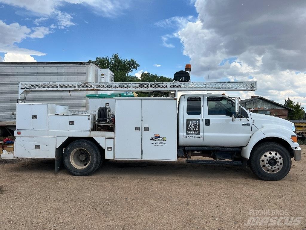Ford F 750 XL Komunálne / Multi-úžitkové vozidlá