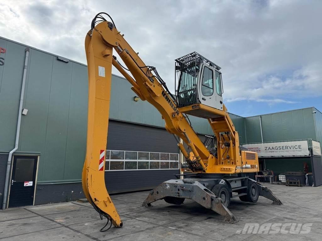 Liebherr A 924 C Stroje pre manipuláciu s odpadom