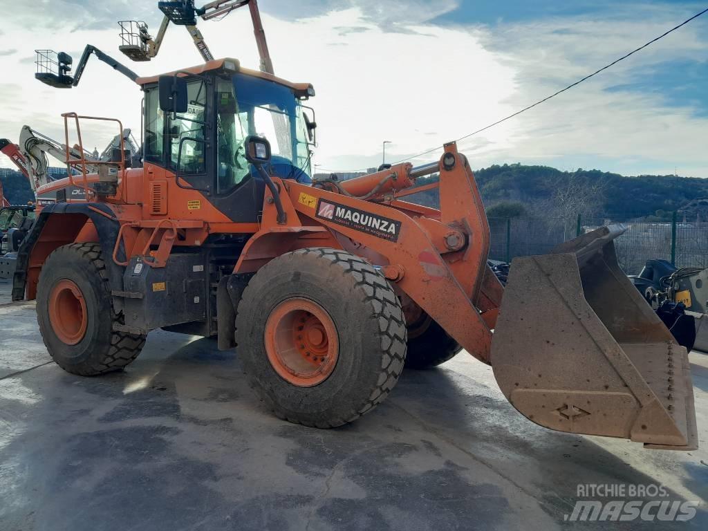 Doosan DL 300 Kolesové nakladače