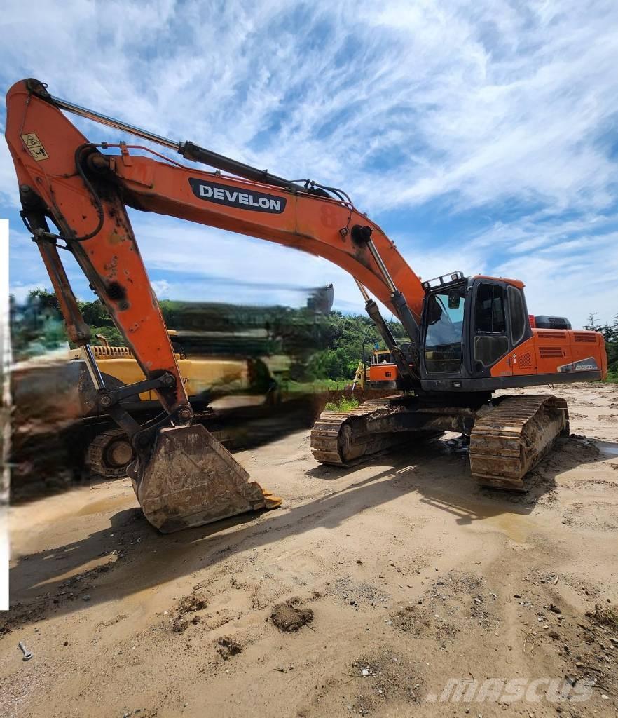 Doosan DX 380 LC-3 Pásové rýpadlá