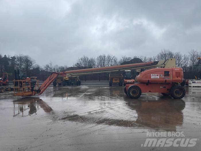 JLG 860Sj Kĺbové plošiny
