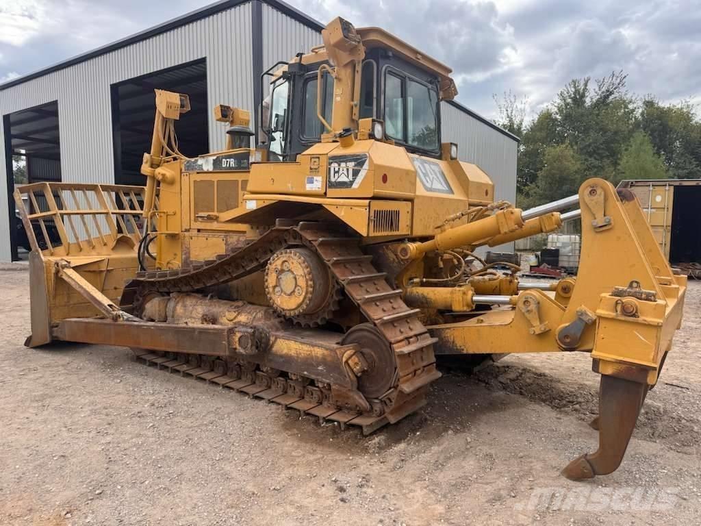CAT D 7 R XR II Pásové dozéry