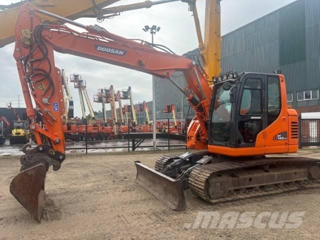 Doosan DX 140 LCR-3 Pásové rýpadlá