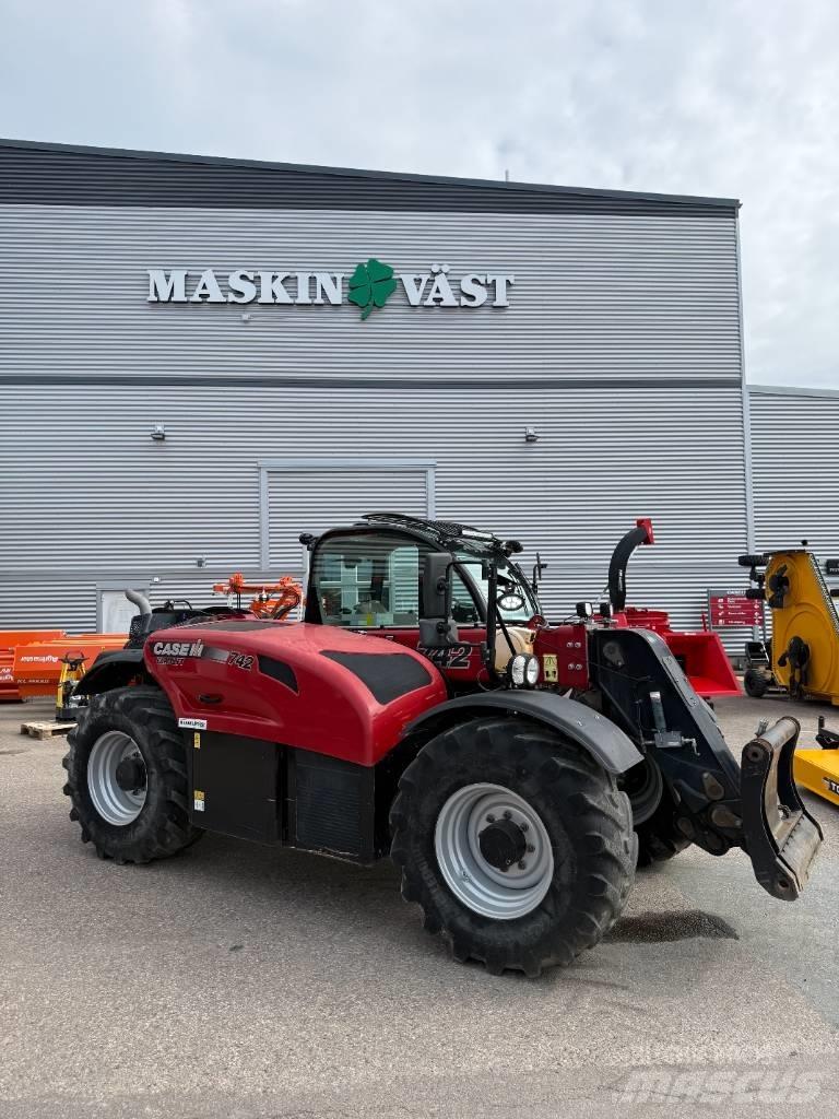 Case IH Farmlift 742 Teleskopické manipulátory