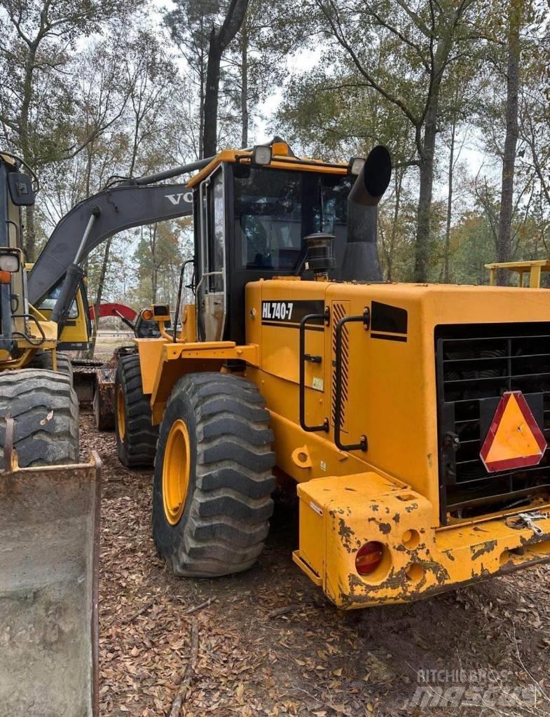 Hyundai HL 740-7 Kolesové nakladače