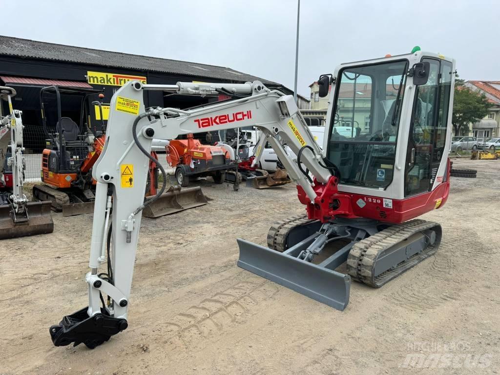 Takeuchi TB228 Mini rýpadlá < 7t