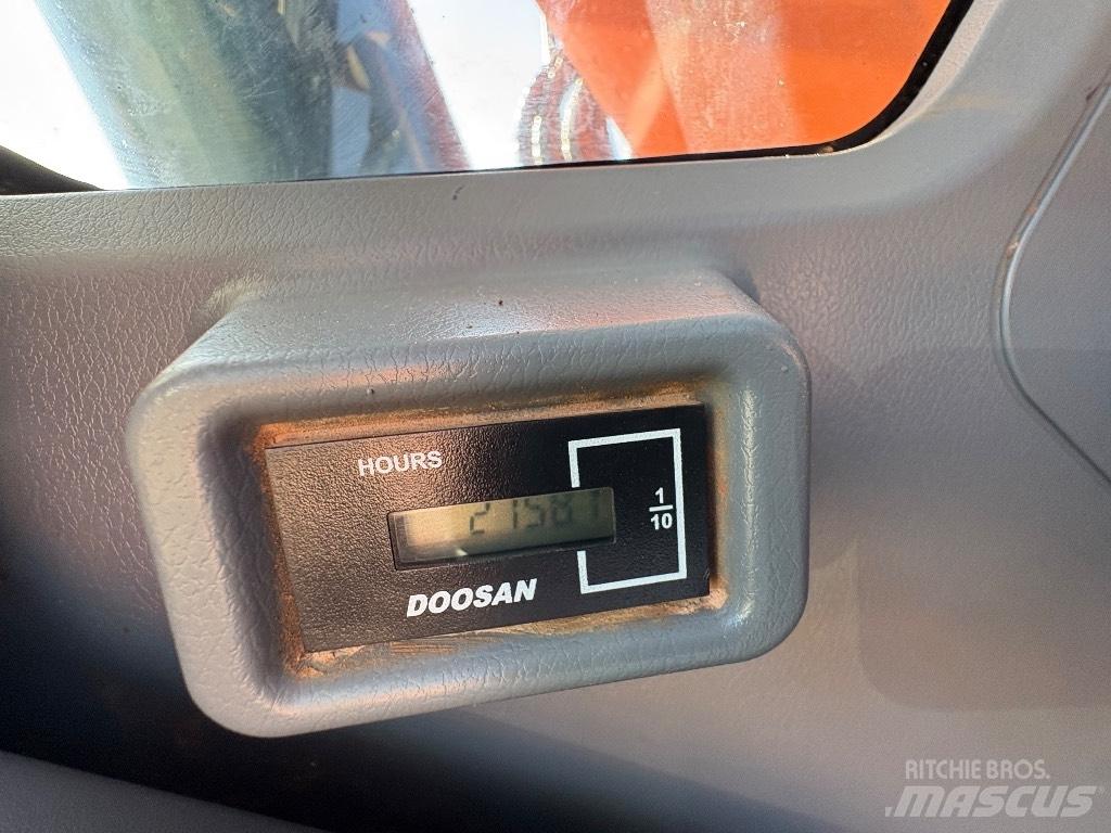 Doosan DX140LCR-7 Pásové rýpadlá