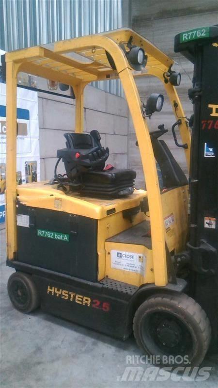 Hyster E 2.5 XN Akumulátorové vozíky