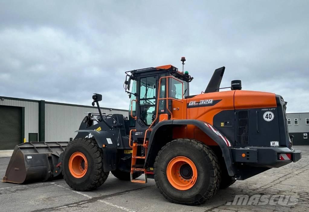 Doosan DL 320-7 Kolesové nakladače