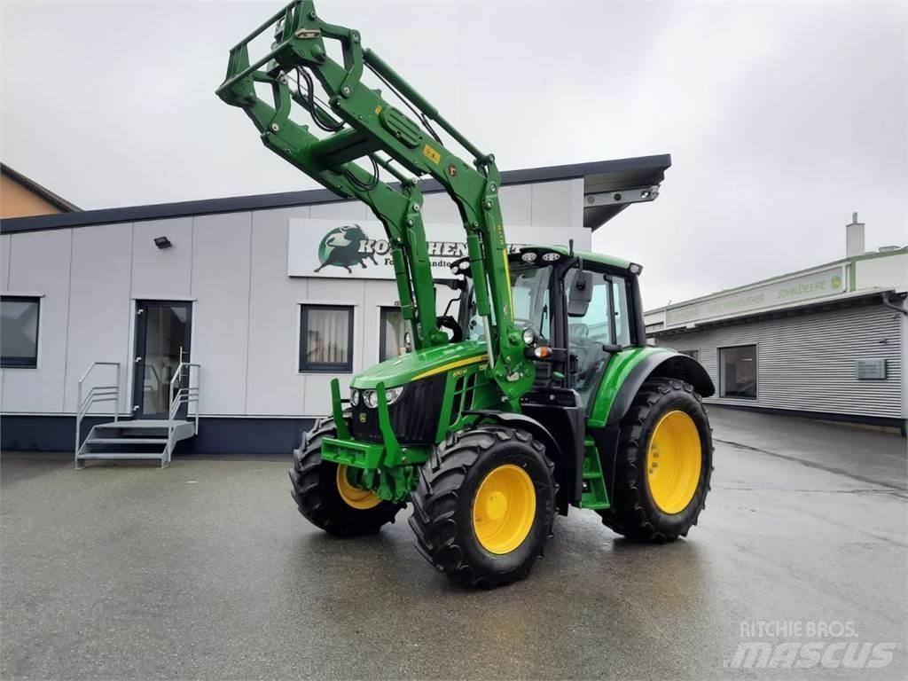 John Deere 6110M Traktory