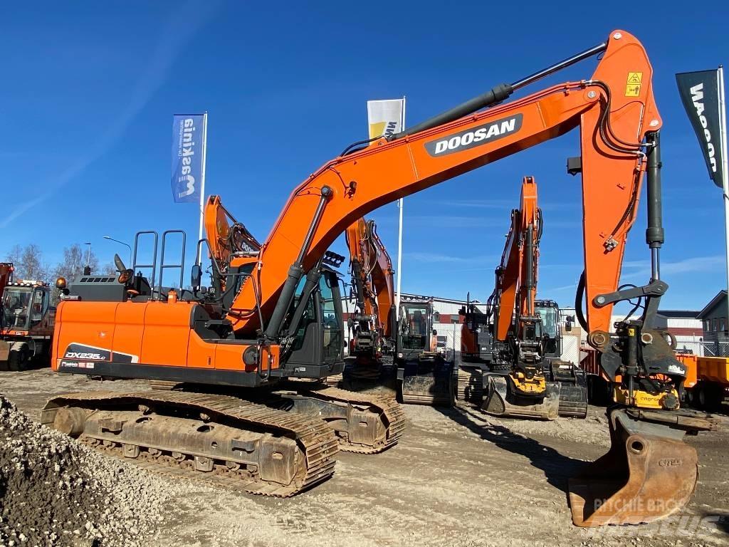 Doosan DX 235 LC-5 Pásové rýpadlá