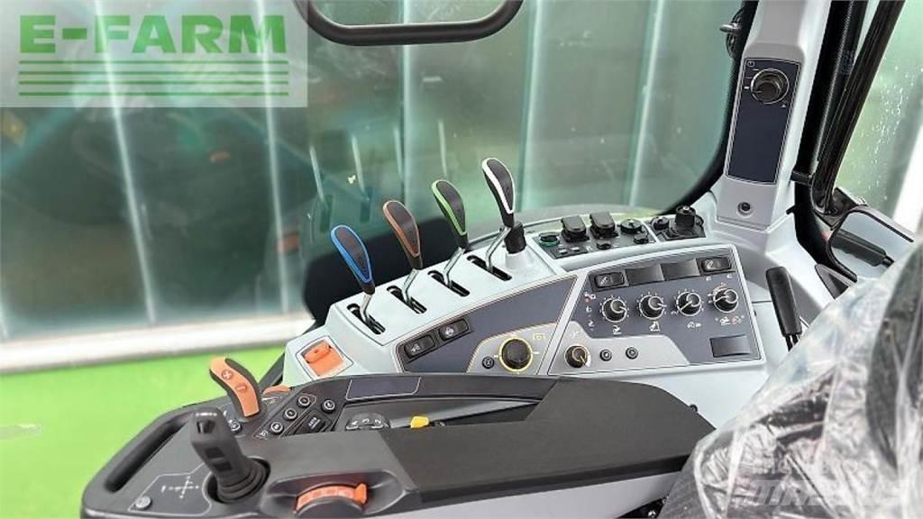 Valtra n155ea Traktory