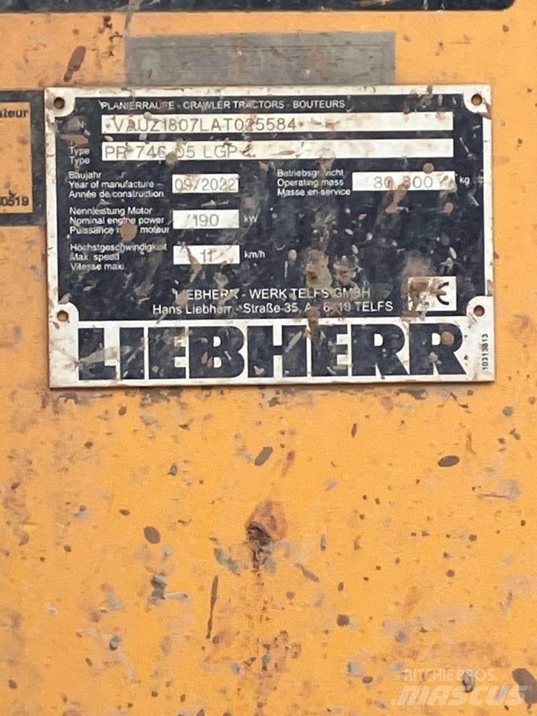 Liebherr PR 746 Pásové dozéry