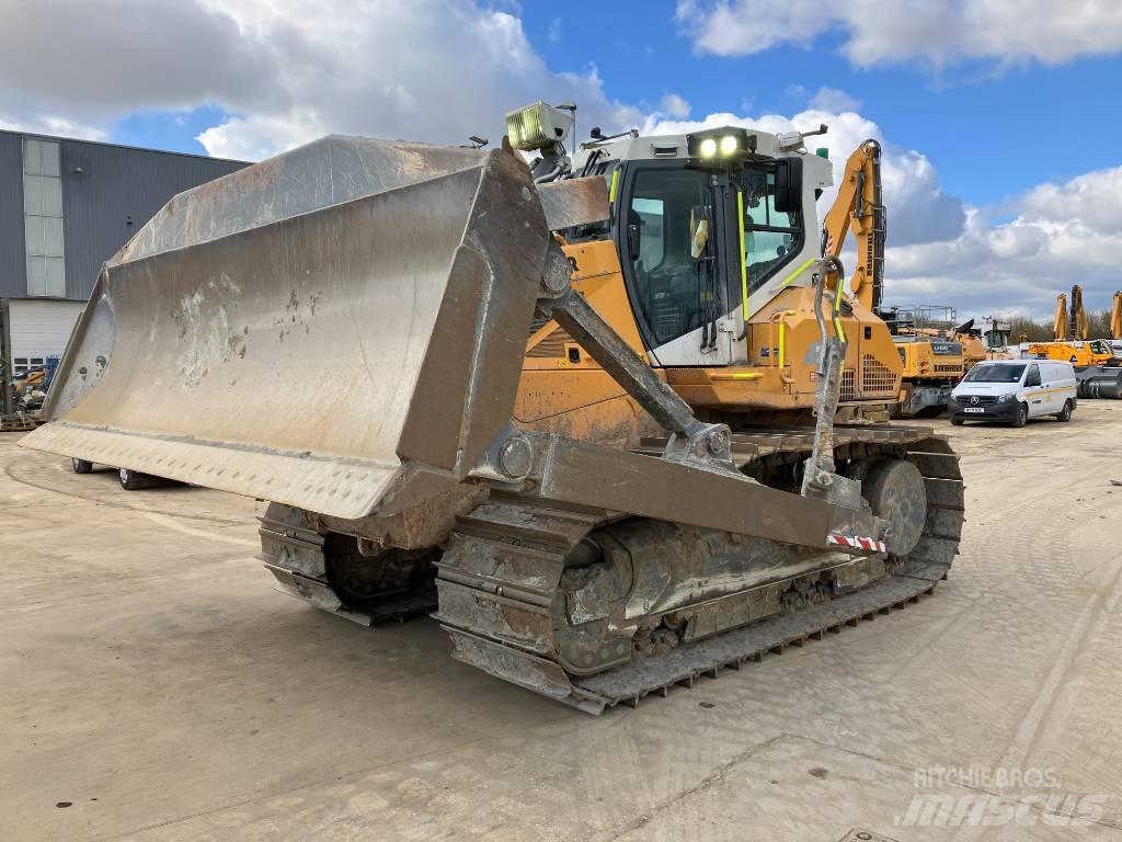 Liebherr PR 746 Pásové dozéry