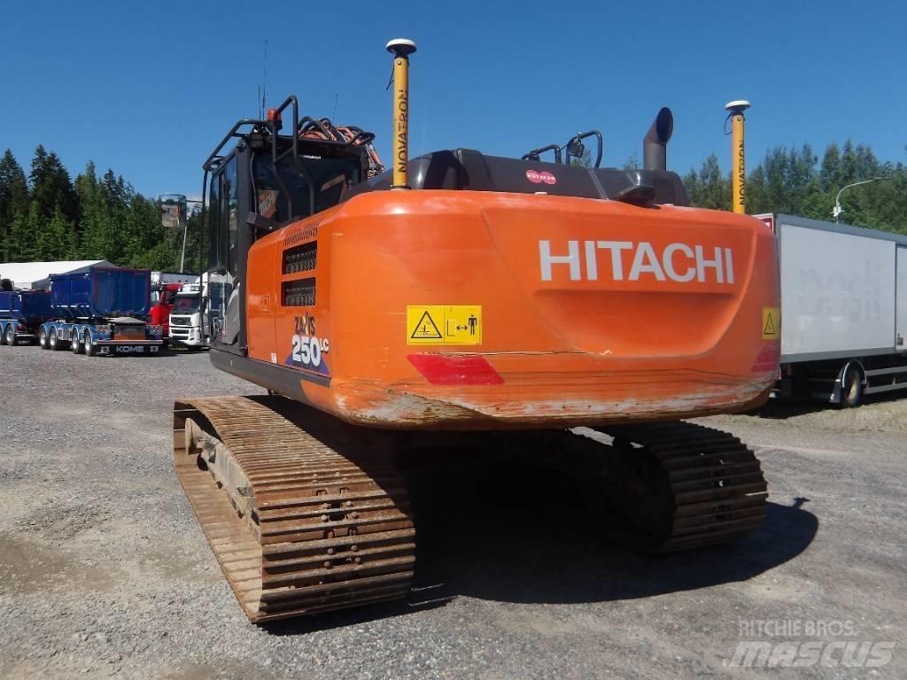 Hitachi ZX 250 LC-6 Pásové rýpadlá