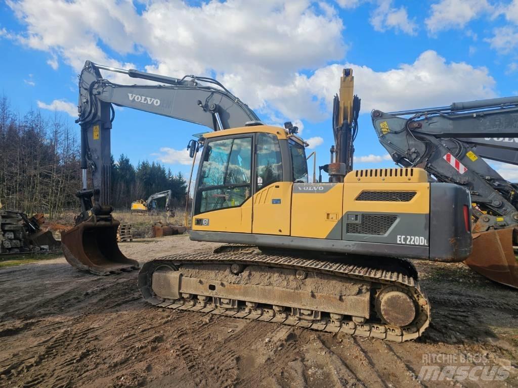Volvo EC 220 DL Pásové rýpadlá