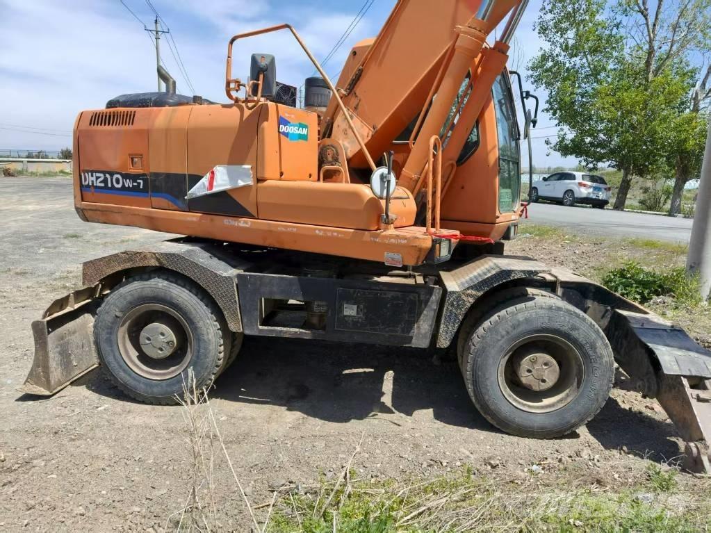 Doosan DH210W-7 Kolesové rýpadlá