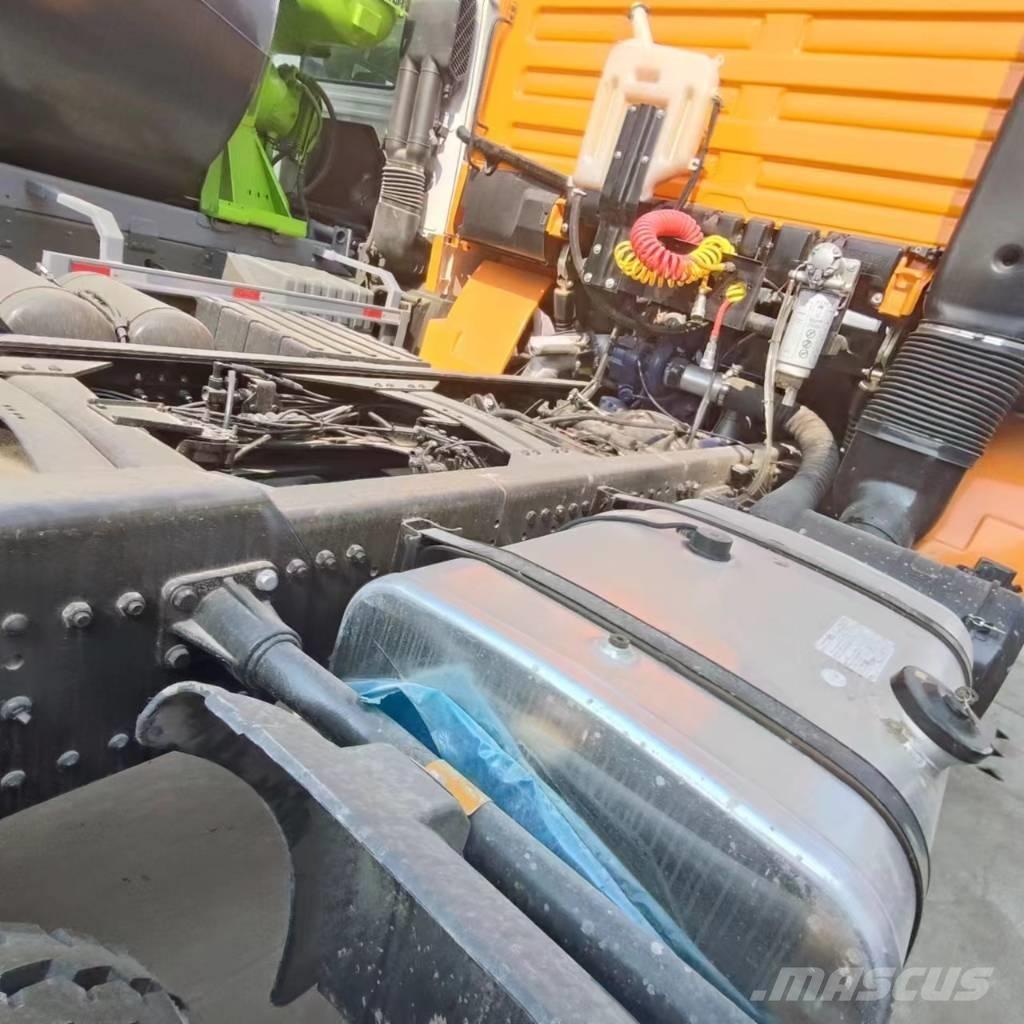 Shacman F3000 6x4 Ťahače