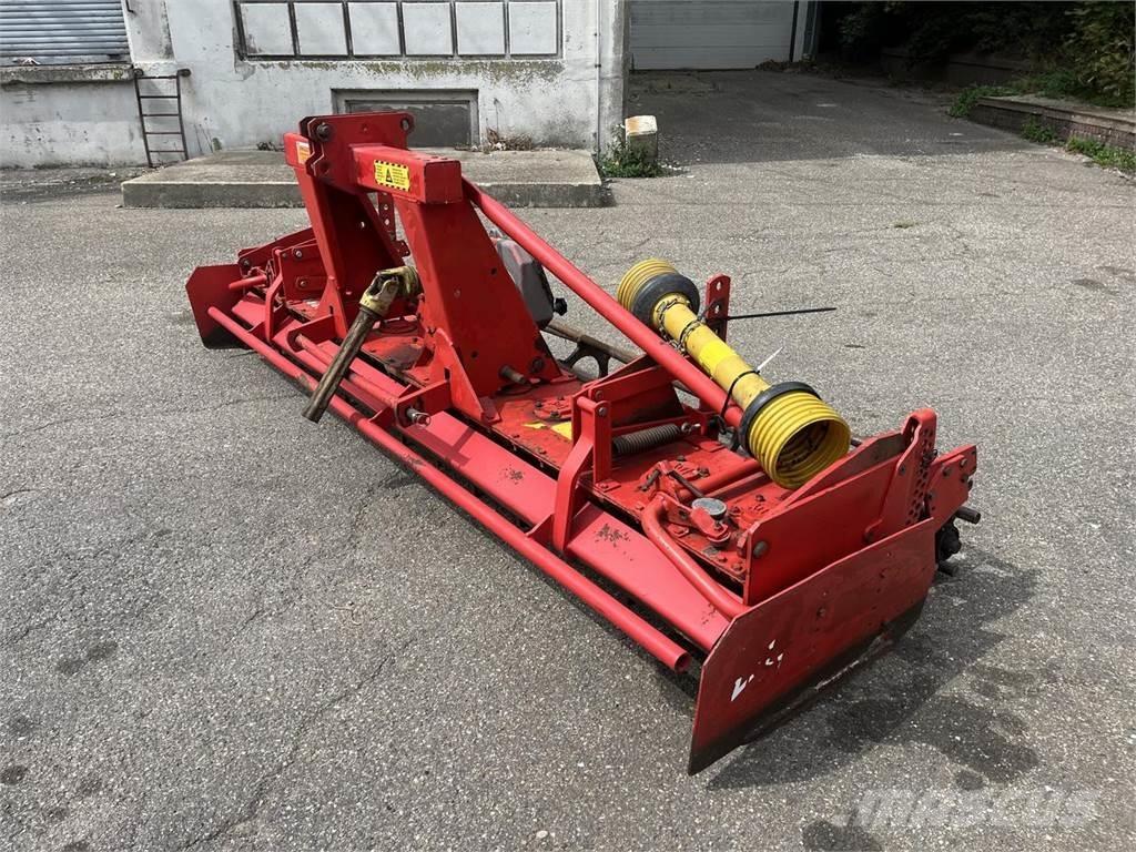 Lely 300-22 Rotačné brány a pôdne frézy
