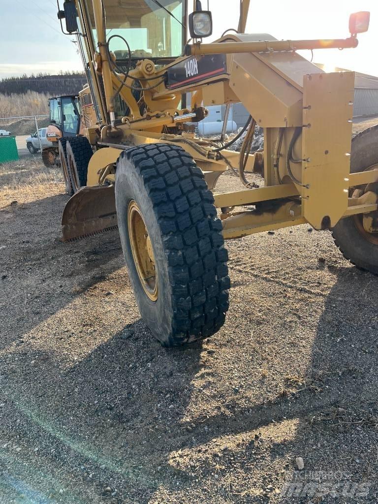 CAT 140 H Grejdery