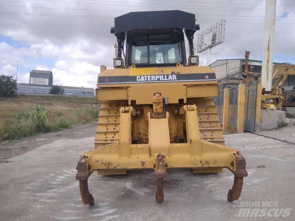 CAT D6 R XL Pásové dozéry