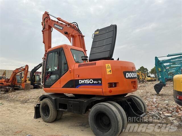 Doosan DH150W Kolesové rýpadlá