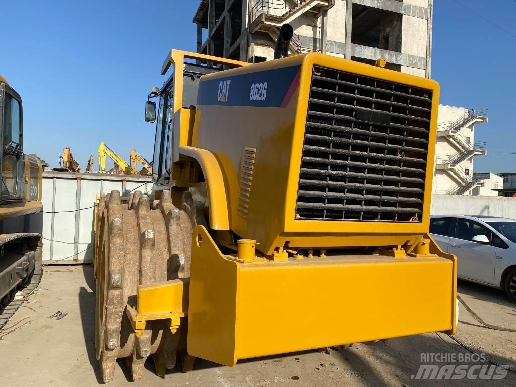 CAT 826 G Pôdne kompaktory