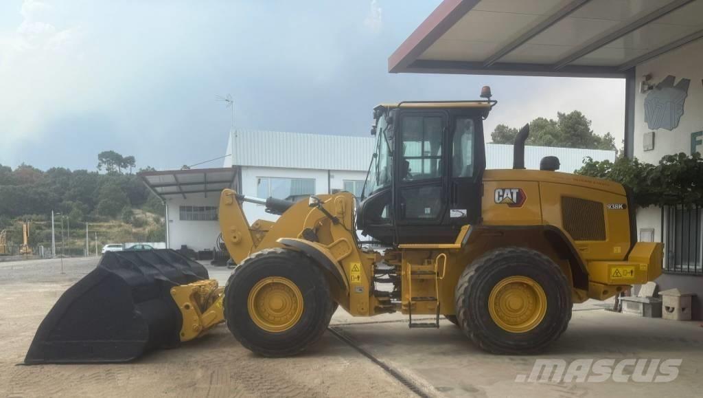 CAT 938 K Kolesové nakladače
