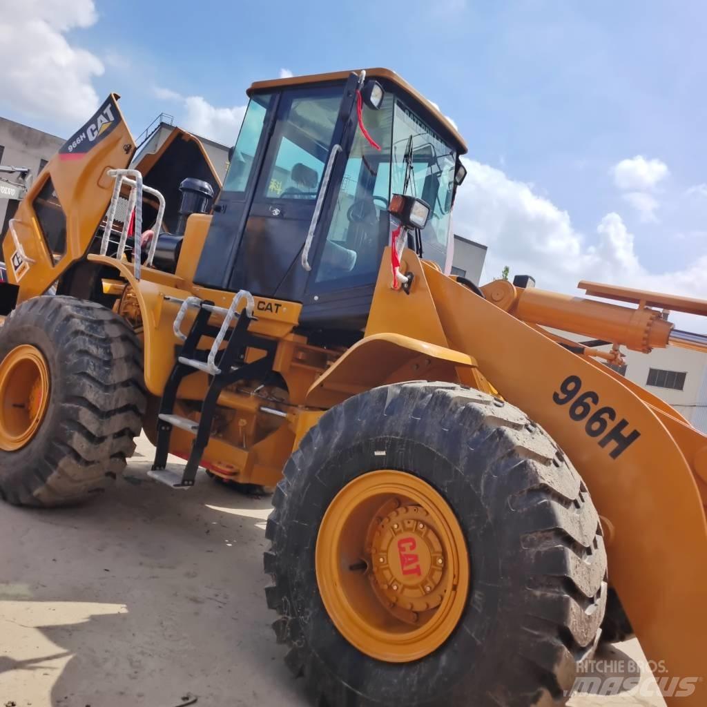 CAT 966 H Kolesové nakladače