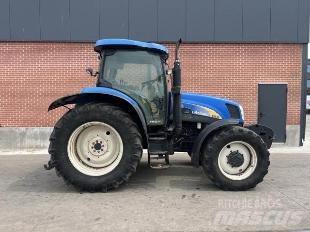 New Holland T6030 Traktory