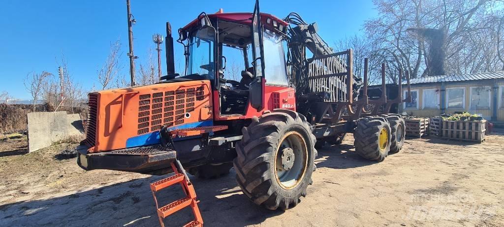 Valmetal 840.2 Lesné traktory