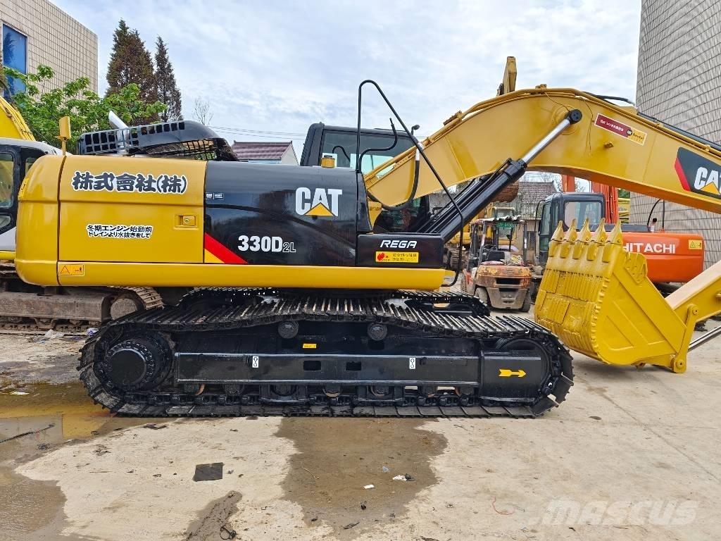 CAT 330D2L Pásové rýpadlá