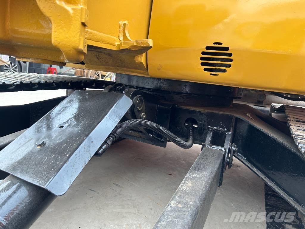 CAT 304 Pásové rýpadlá