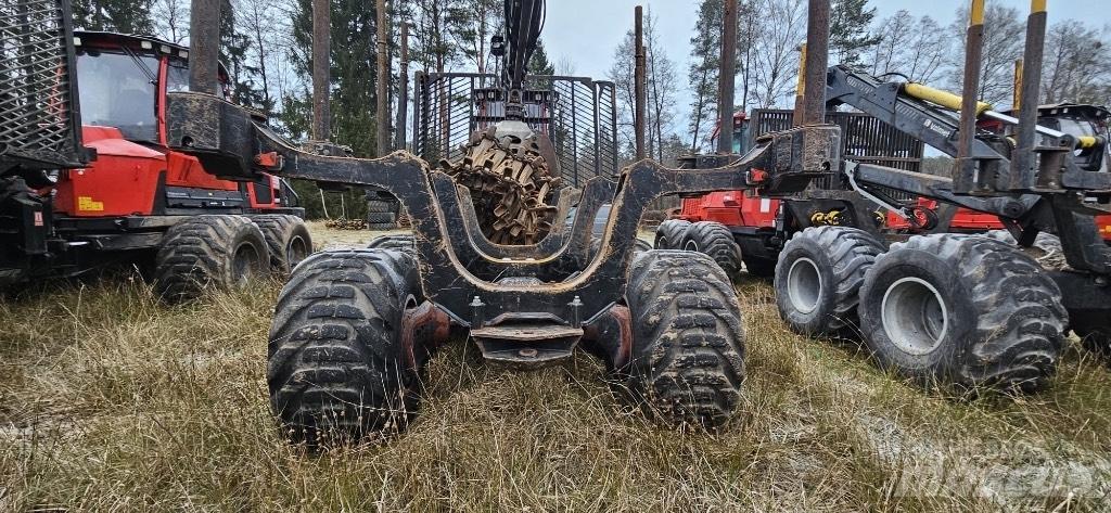 Komatsu 845 Lesné traktory