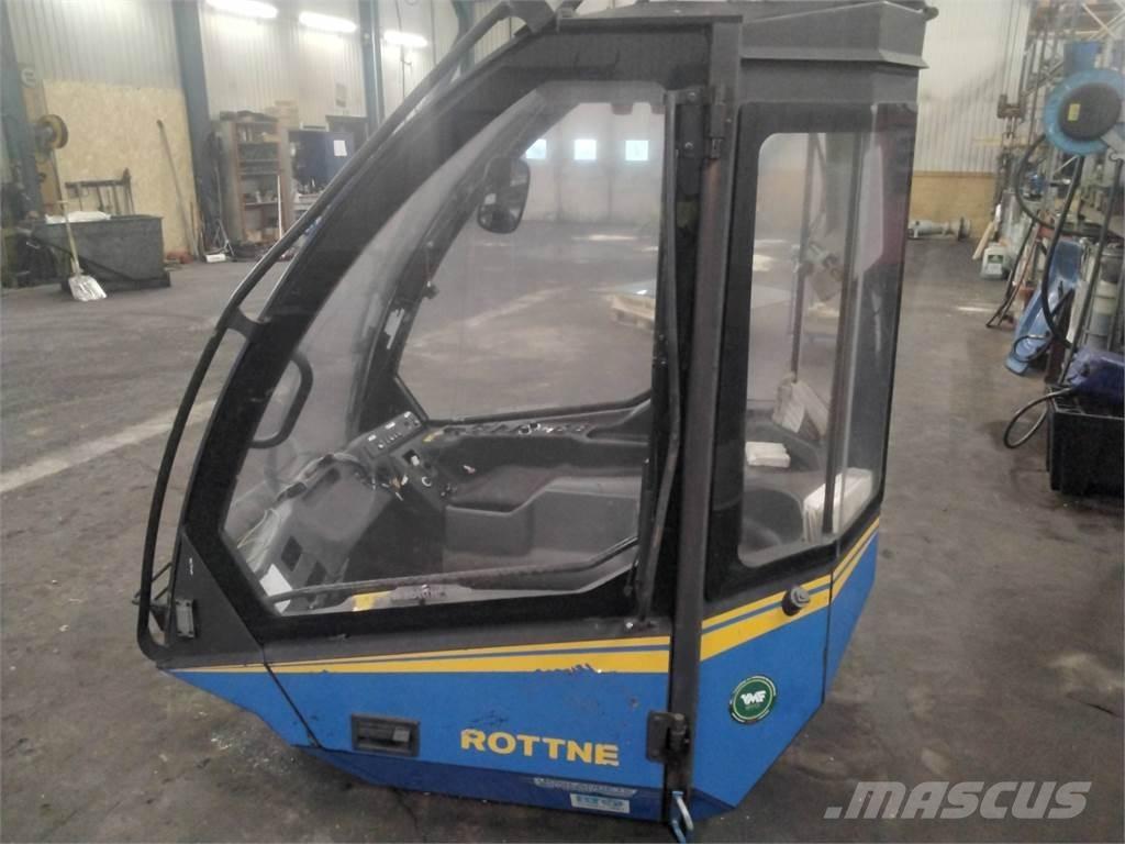 Rottne H20 Kabíny a interiér