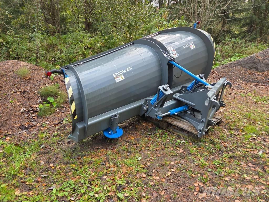 Snowek AA 320 Snežné pluhy, predné snežné radlice