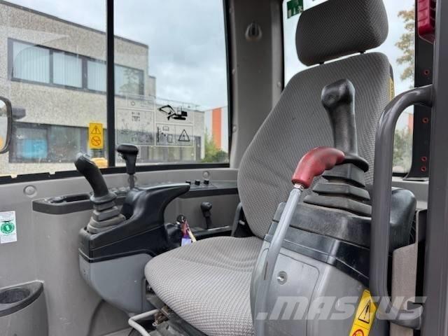 Volvo EC 55 C Midi rýpadlá 7 t - 12 t