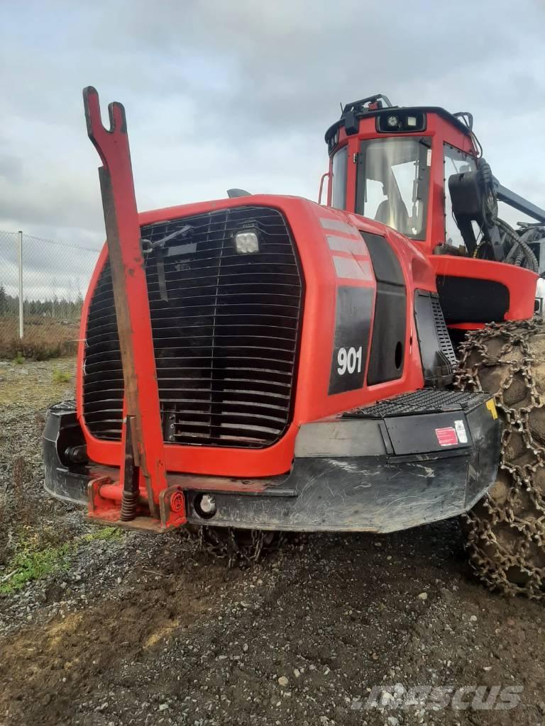 Komatsu 901 Harvestory