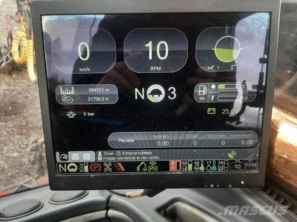 Komatsu 901 Harvestory