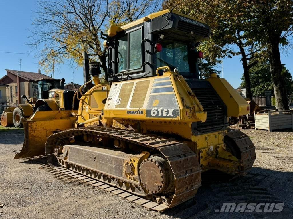 Komatsu D 61 EX-24 Pásové dozéry