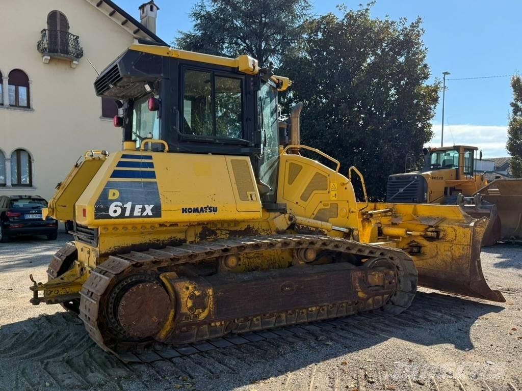Komatsu D 61 EX-24 Pásové dozéry
