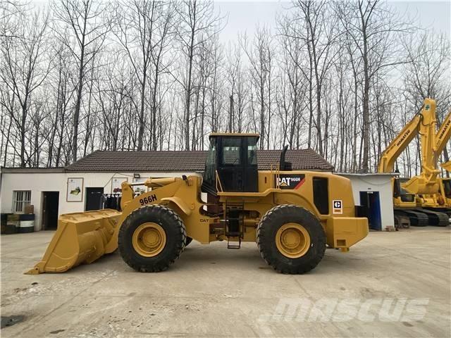 CAT 966H Kolesové nakladače