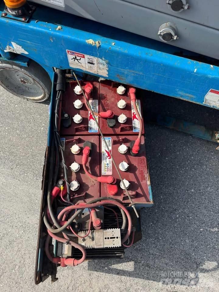 Genie GS 1930 Nožnicové zdvíhacie plošiny